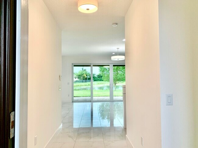 Building Photo - 9754 Celtic Sea Ln