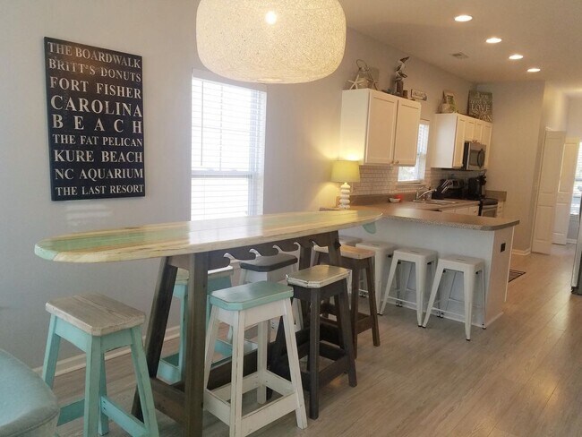 Building Photo - CORAL RIDGE