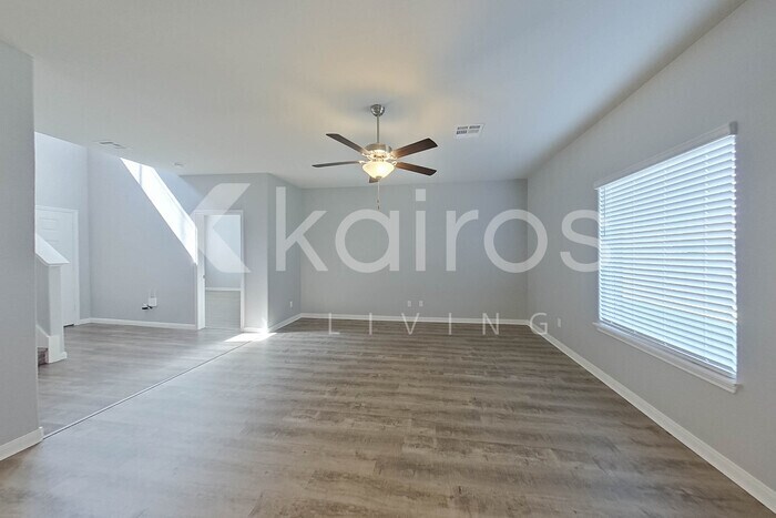 Building Photo - 825 NW 4th St