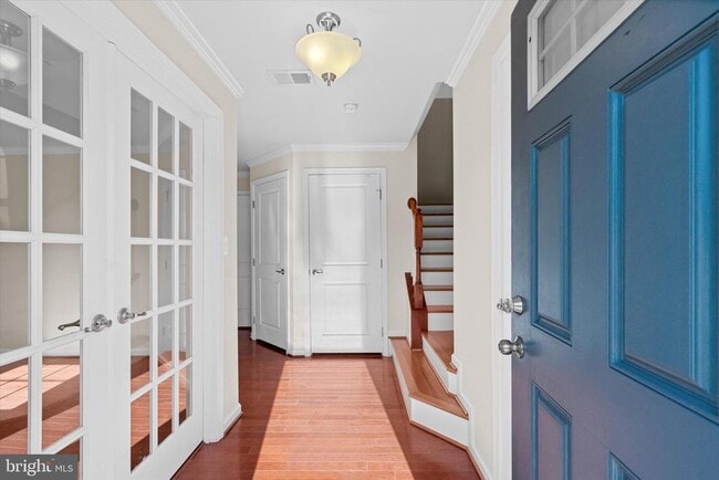 Building Photo - 4382 Daisy Reid Ave