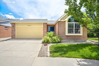 Building Photo - 3 Bedroom, 3 Bathroom backing to Southridg...