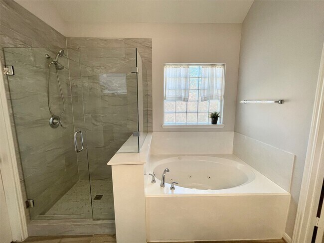 Building Photo - 22626 Fanwick Dr