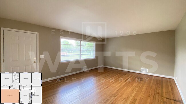 Building Photo - Silver Lake Duplex