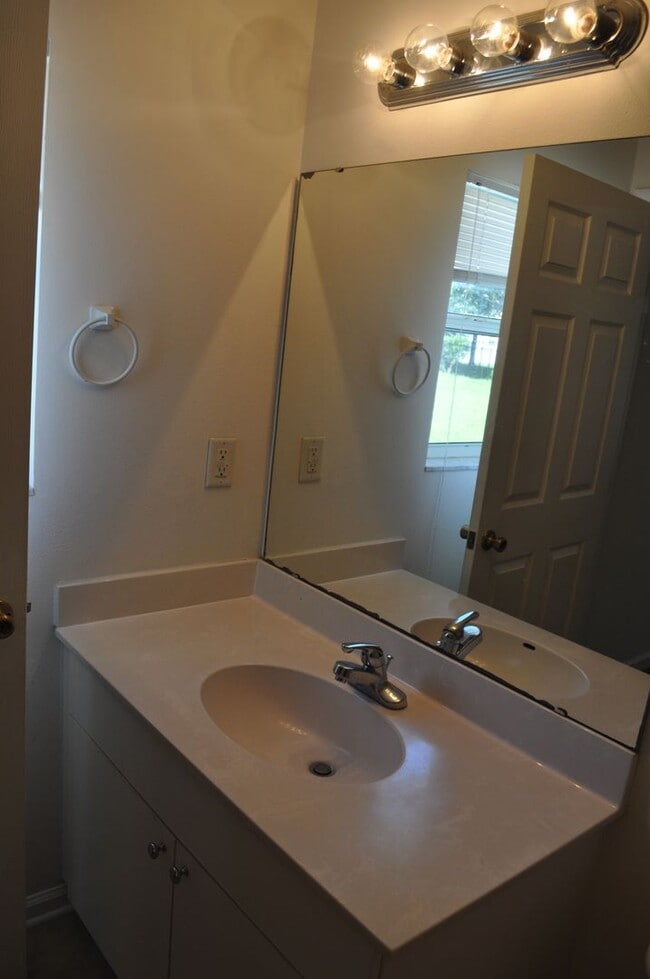 Building Photo - Leigh High Woods Duplex, Side B