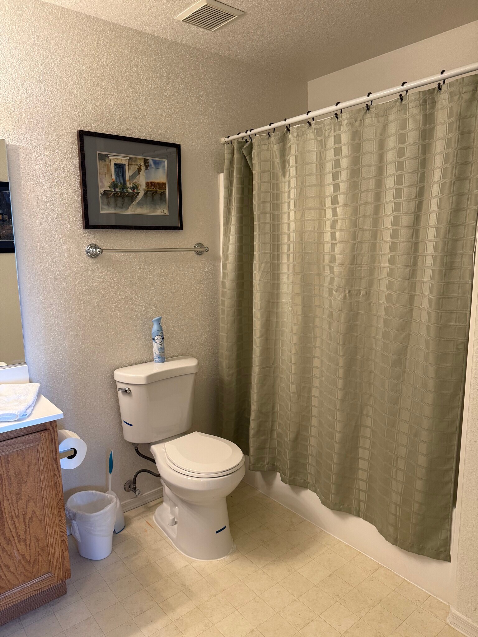 Second Bath - 1730 Via Riata