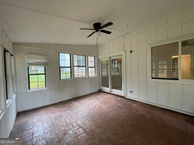 Building Photo - 1088 Riva Ridge Dr NW