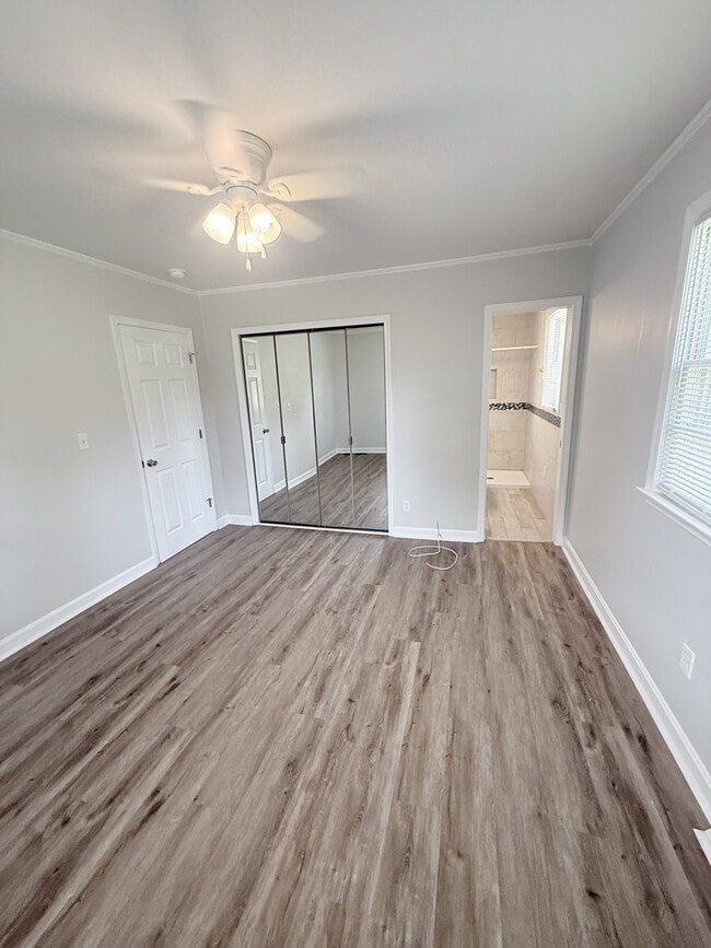 Building Photo - 1303 SC-90