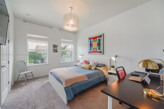 Building Photo - 4735 Eucalyptus Dr