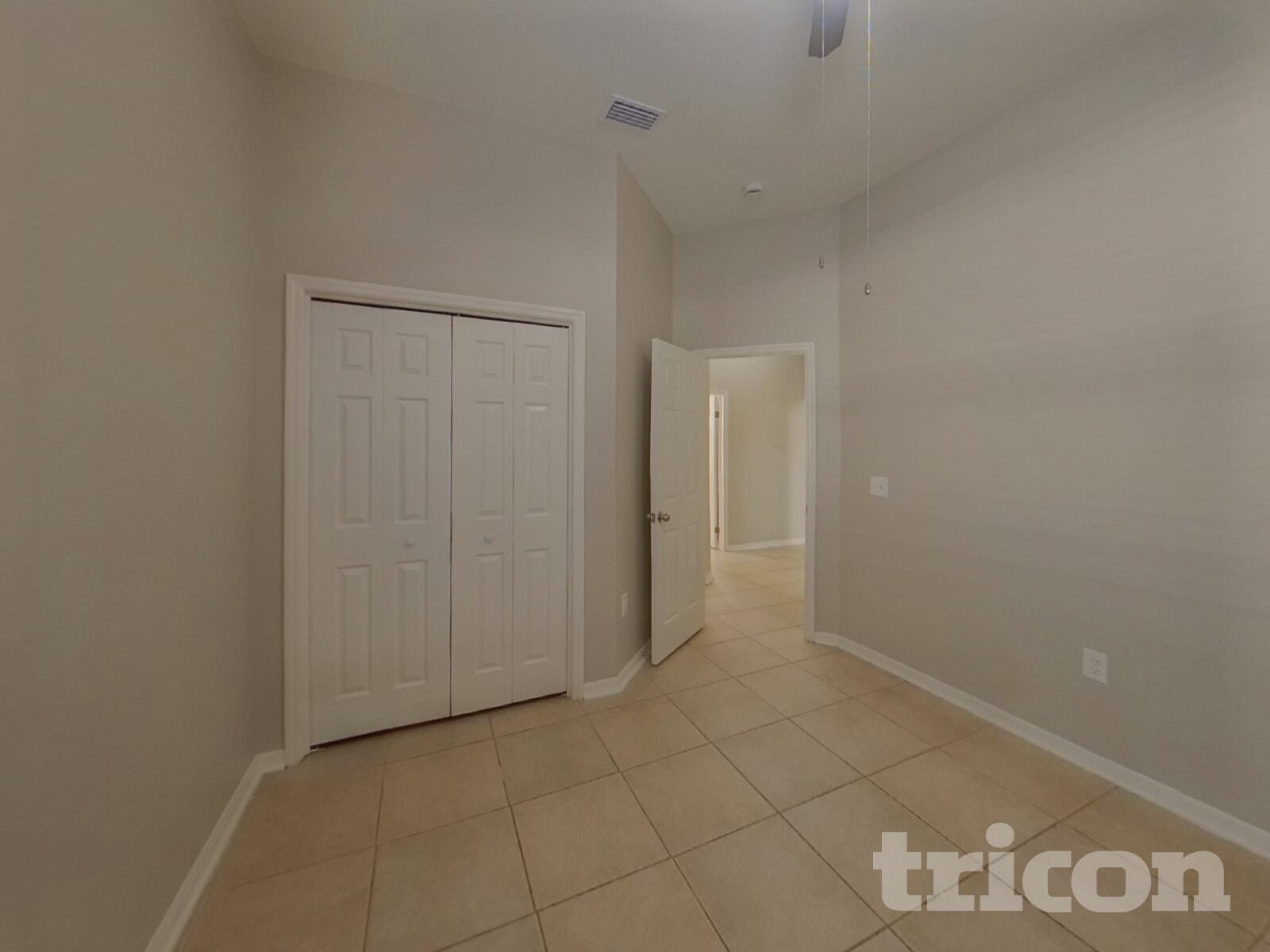 Building Photo - 1810 Cattleman Dr