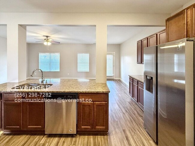 Building Photo - 7205 Elmcroft Ave