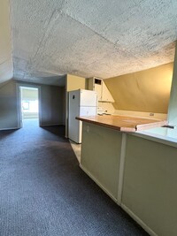 Building Photo - 112 N 38th Ave