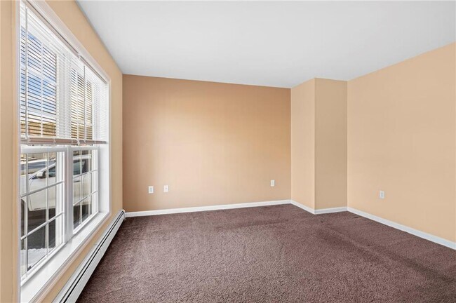 Building Photo - 35 Mapleville Main