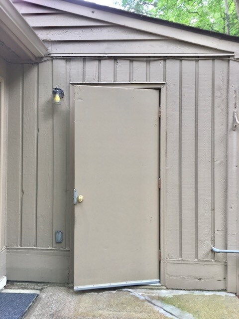 Building Photo - 117 Gristmill Ln