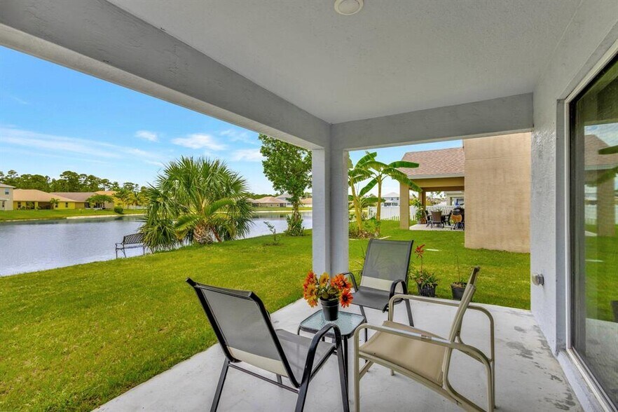 Building Photo - 9709 Starboard Dr