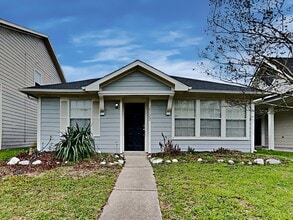 Building Photo - 18722 Atasca Oaks Dr