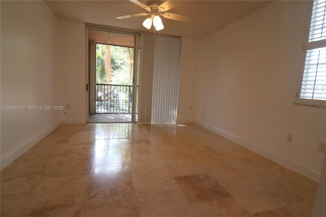 Building Photo - 4836 N State Rd 7