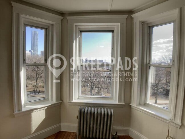 Building Photo - 1 bedroom in Boston MA 02215