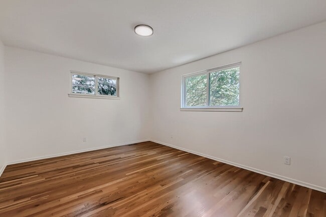 Building Photo - 1290 Judson Dr