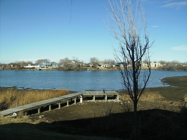 Building Photo - Waterfront home w/Large Dock