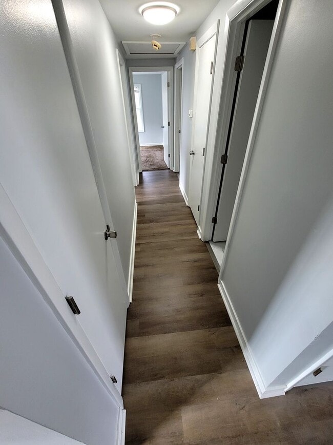 Building Photo - 3 bedroom home on cul-de-sac