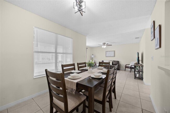 Building Photo - 2116 Cypress Bay Blvd
