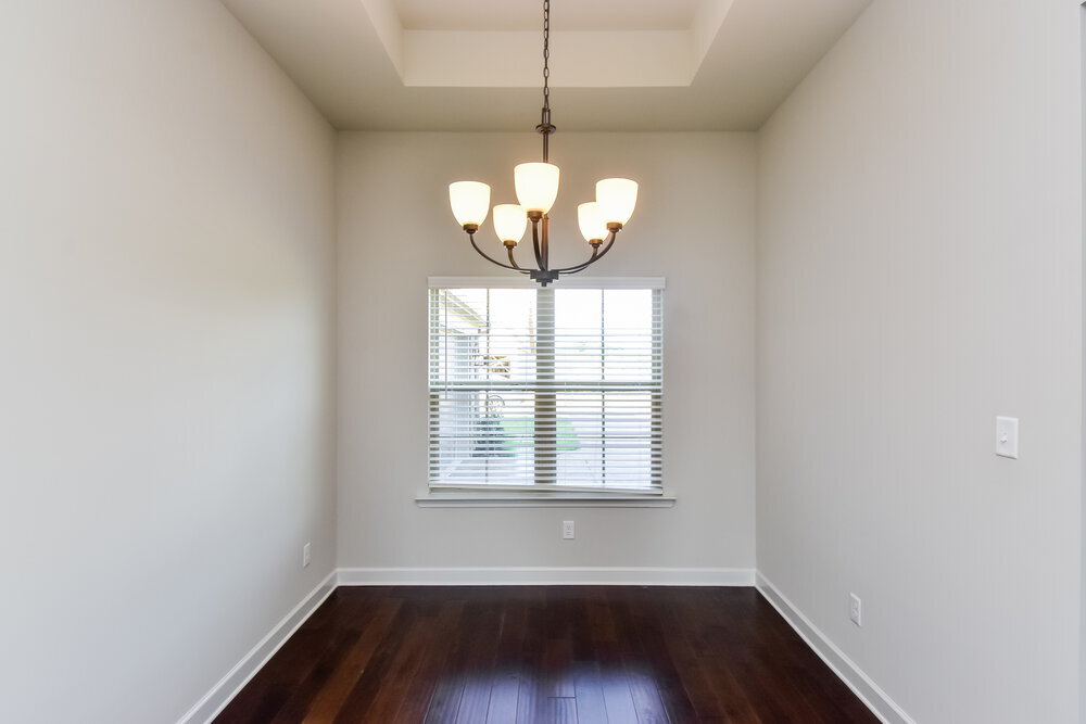 Building Photo - 3555 Sabra Ln