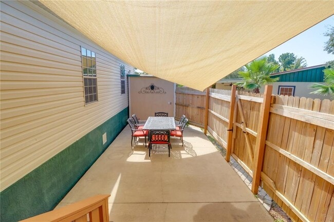 Building Photo - 12493 SE 83rd Terrace