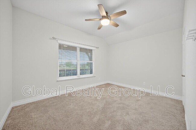 Building Photo - 545 Rosemellow St