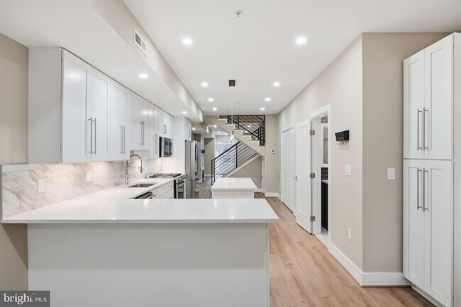 Building Photo - 3620 13th St NW