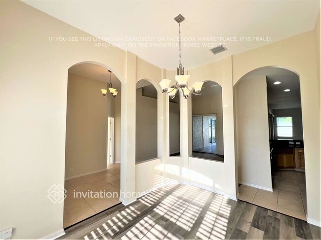 Building Photo - 4514 SW Calloway St