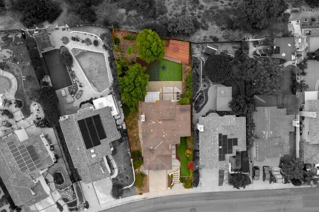 Building Photo - 4 Bed | 3 Bath | 1,979 Sq. Ft. | Stunning ...