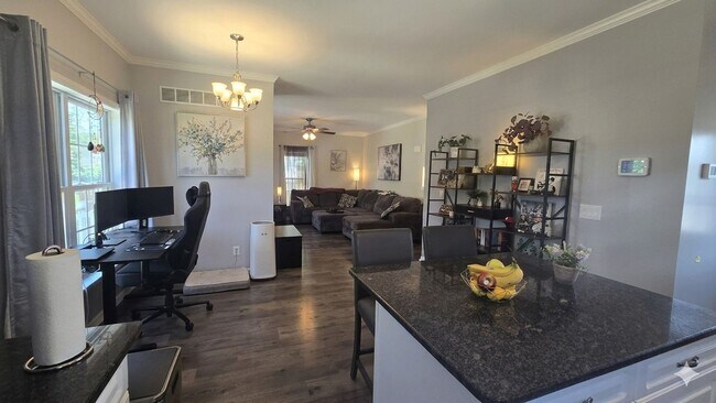 Building Photo - Welcome to this 3 bedroom 3 Bull Bathroom home with a Basement