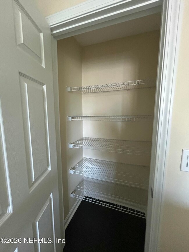 Building Photo - 4233 Clybourne Ln