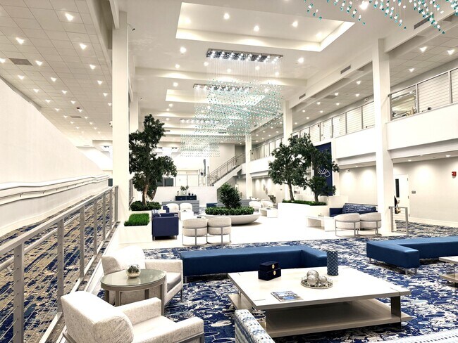 Building Photo - 7076 Huntington Ln