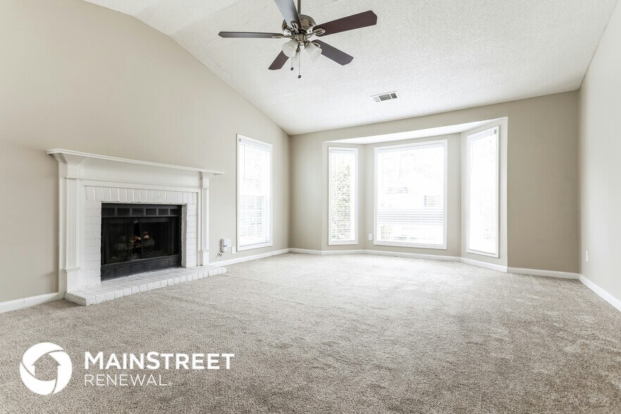 Building Photo - 4399 Barclay Way