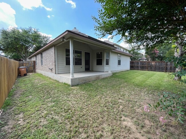 Building Photo - 10025 Mount Rainier Dr