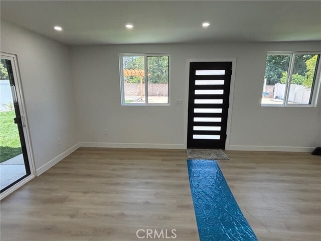 Building Photo - 21803 Chatsworth St