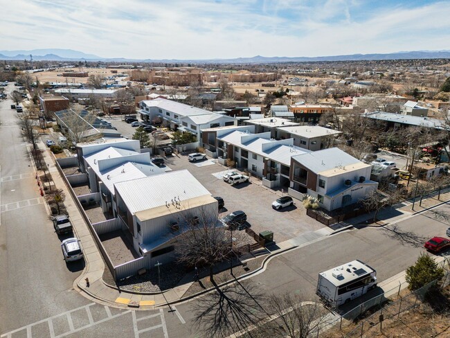Building Photo - Shoofly Station Apartments