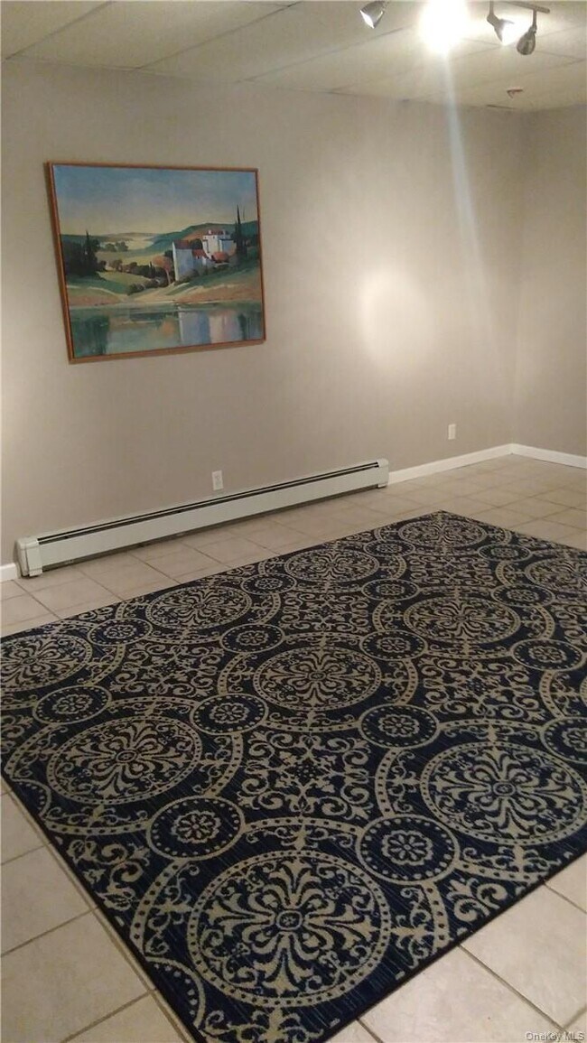 Building Photo - 110 S Broadway