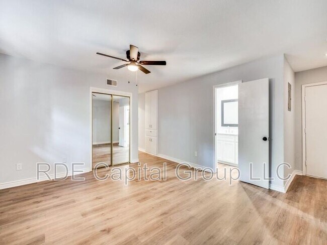 Building Photo - 1108 Wade Dr