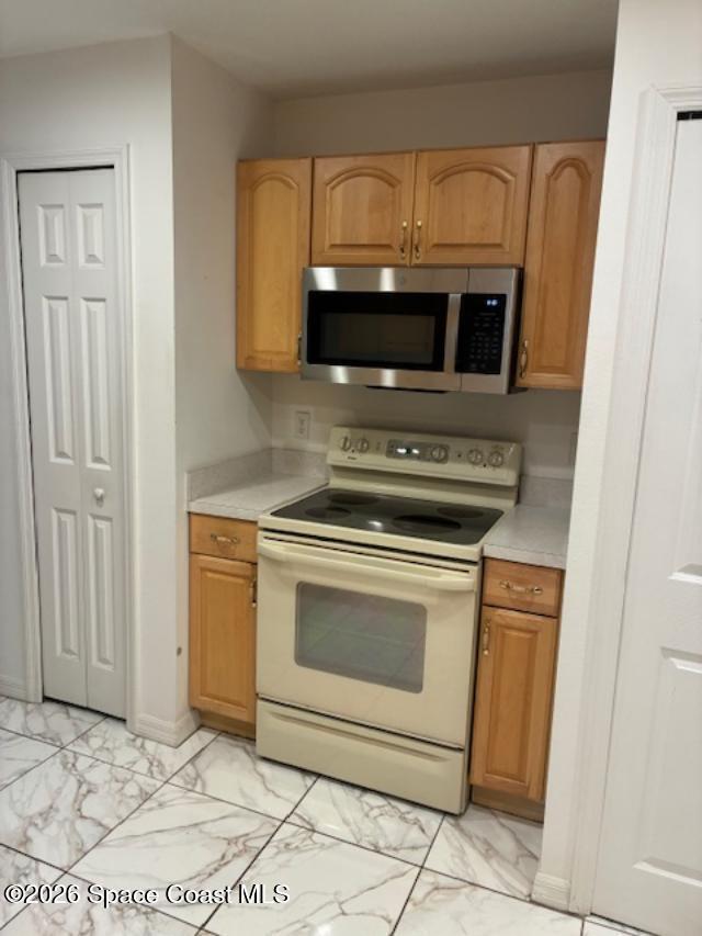 Building Photo - 1481 Beechfern Dr