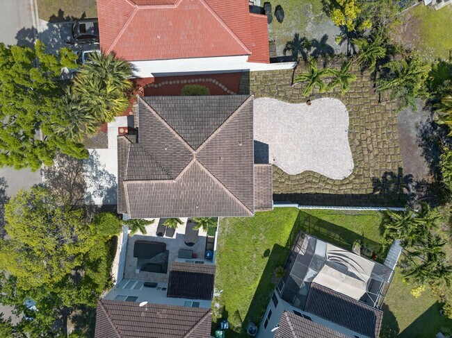 Building Photo - 191 NW 118th Dr