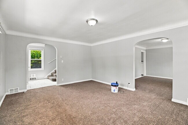 Building Photo - 11867 Elmdale St