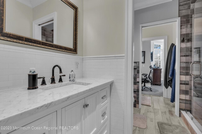 Building Photo - 502 Brighton Ave