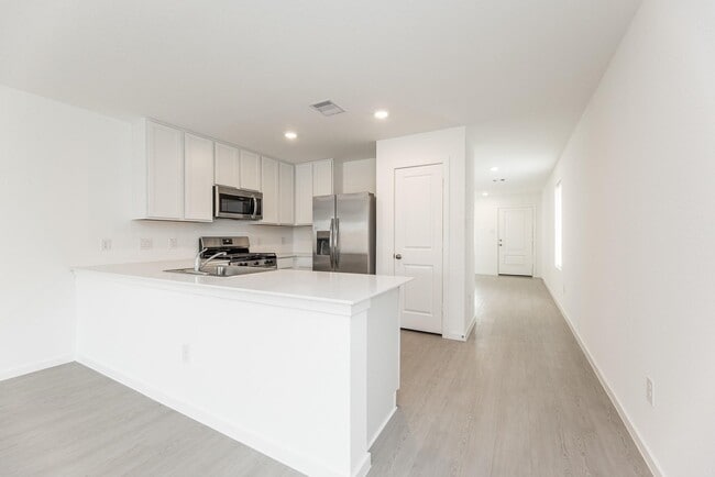 Building Photo - 9019 Rose Pelican Ln