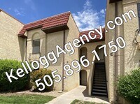 Building Photo - 1BR/1BATH - Ground Floor Condo - NO PETS