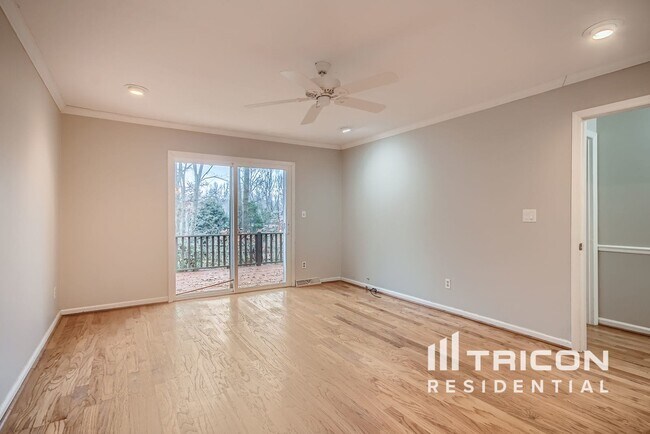 Building Photo - 3717 Smokerise Hill Dr
