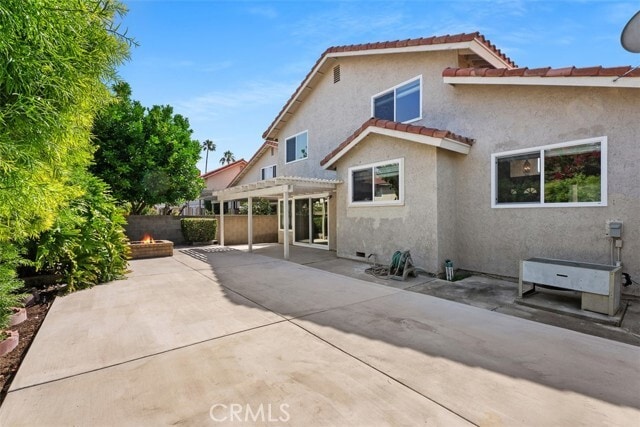 Building Photo - 14821 Yucca Ave