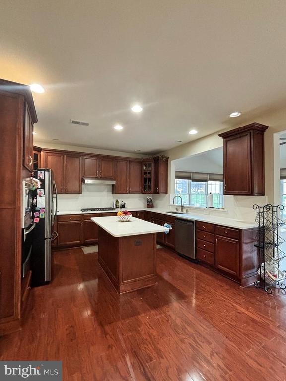 Building Photo - 43376 Barnstead Dr