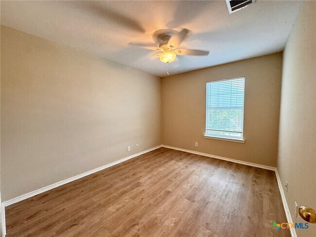 Building Photo - 7707 Wexford Hollow